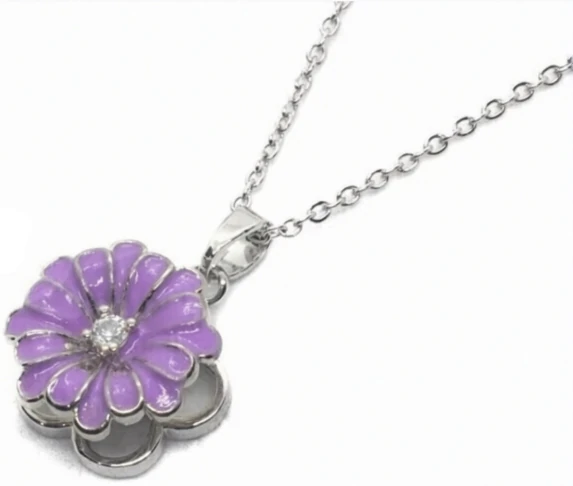 Cadena de acero quirurgico con dije giratorio flor lila 40cm + 5cm